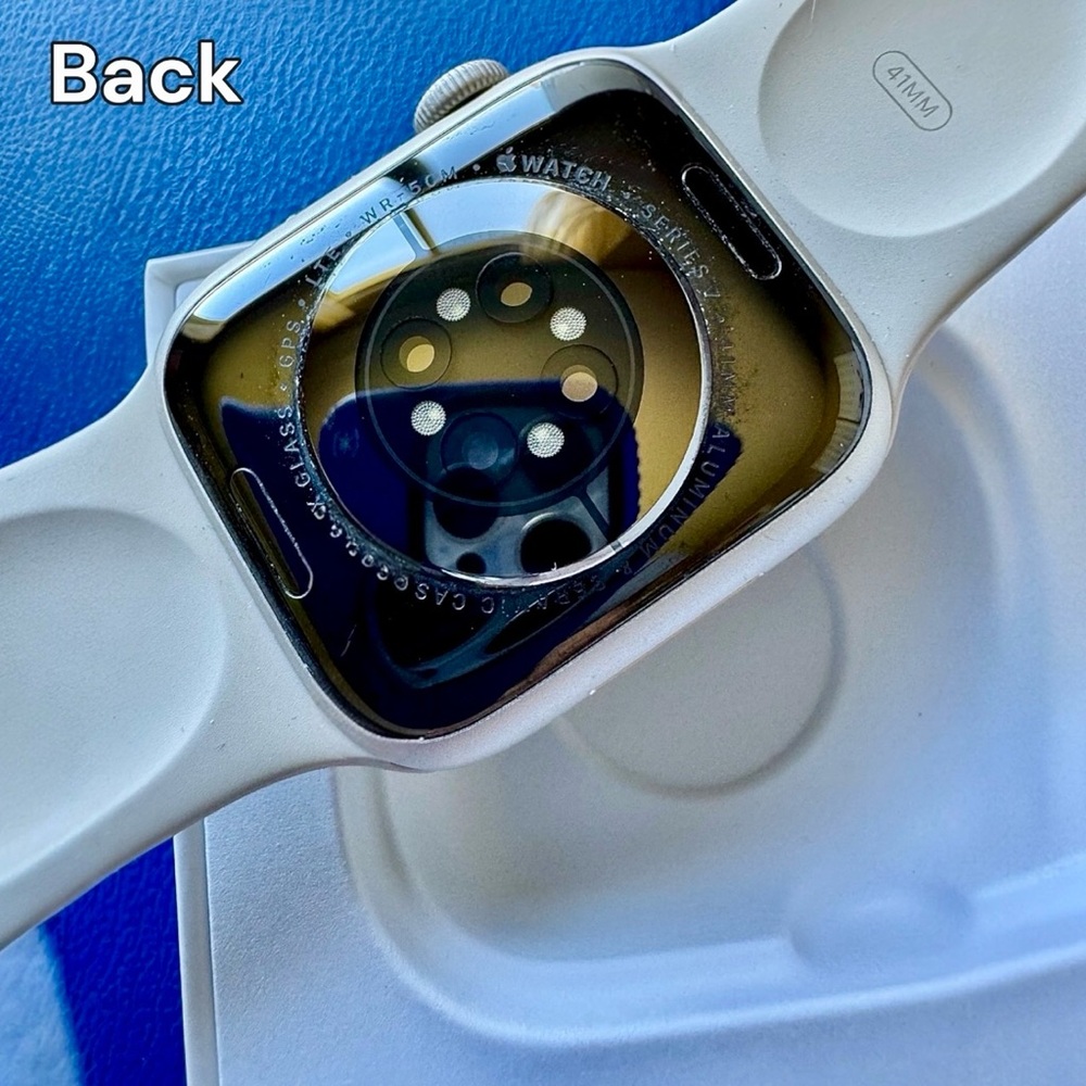 Like New Apple Watch Series 7 – 41mm Starlight Finish - Box, Charger, Bands - Picture 8 of 15